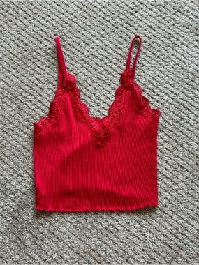 Forever 21 Red Lace Trim Tank Top Size: XS